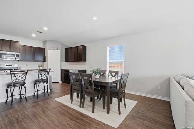 6403 Encore Oaks, San Antonio, TX 78252