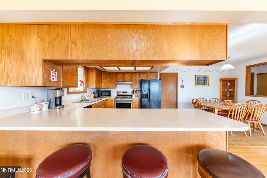 Image 10 of property listing at 11960 Fir Drive, Reno, NV 89506