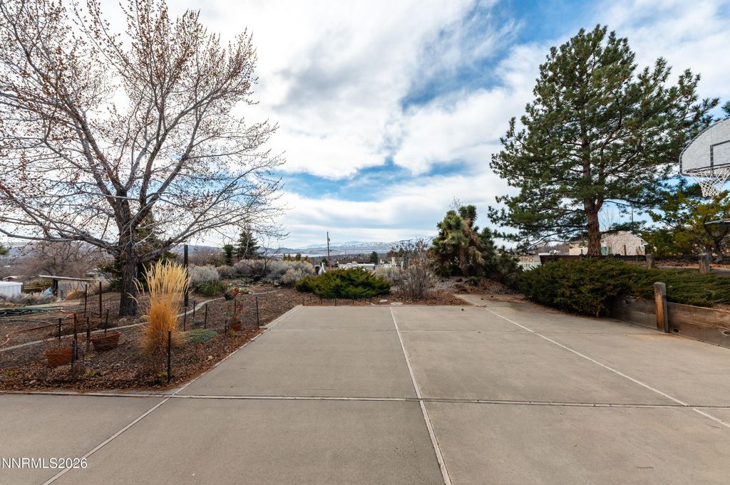 Image 47 of property listing at 11960 Fir Drive, Reno, NV 89506