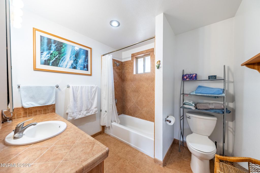 Image 6 of property listing at 11960 Fir Drive, Reno, NV 89506