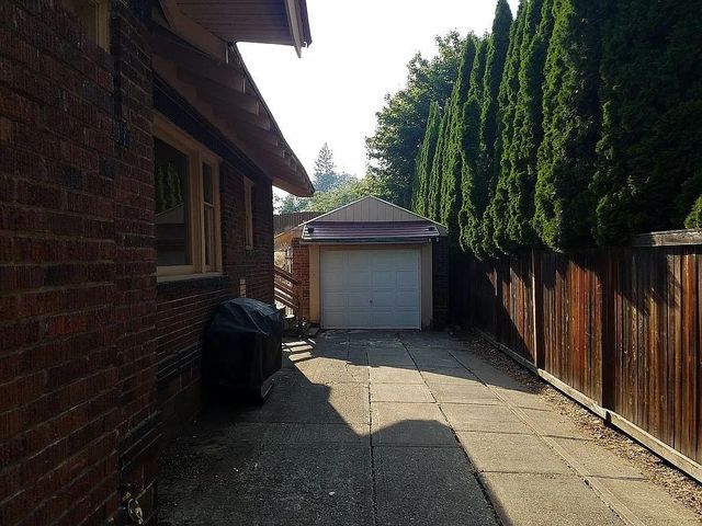 2916 S Manito Blvd, Spokane, WA 99203