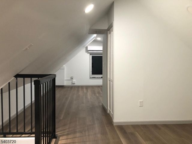 43 Paterson St, Newark City, NJ 07105