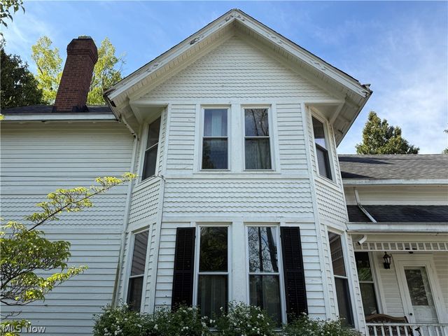 2840 Dover Center Road, Westlake, OH 44145