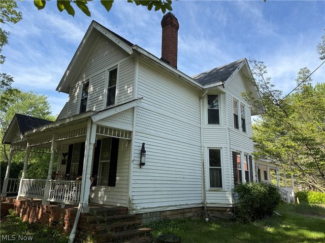 2840 Dover Center Road, Westlake, OH 44145