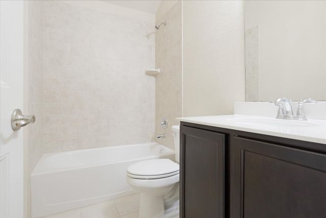 1509 Colgate Drive, Van Alstyne, TX 75495