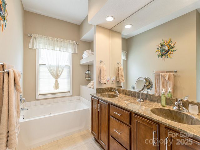 31 Headwater Drive, Hendersonville, NC 28739