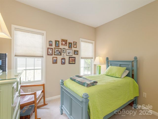 31 Headwater Drive, Hendersonville, NC 28739