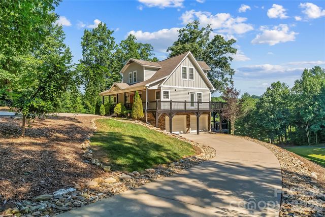 94 S Fairway Drive, Nebo, NC 28761