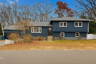 226 Beth Lane, Waterbury, CT 06705
