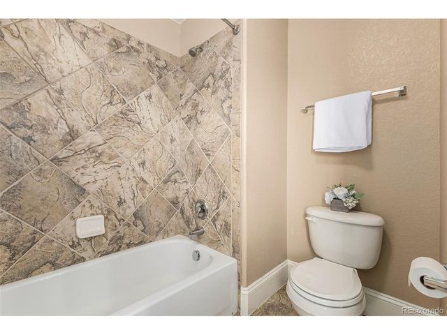 4510 Portofino Dr, Longmont, CO 80503