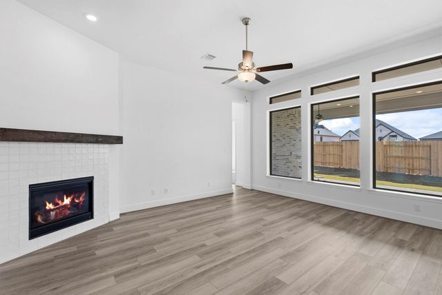 10271 Bluegill Crest Drive, Willis, TX 77318