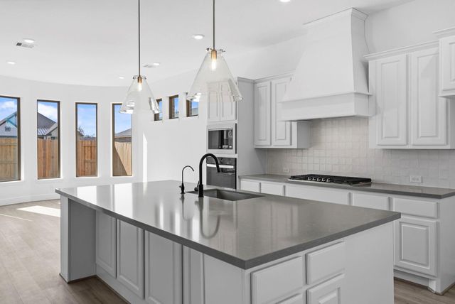 10271 Bluegill Crest Drive, Willis, TX 77318