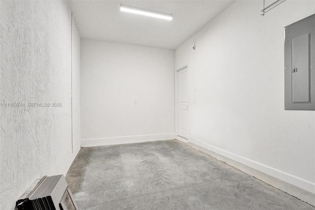 11920 NW 47th Mnr, Coral Springs, FL 33076