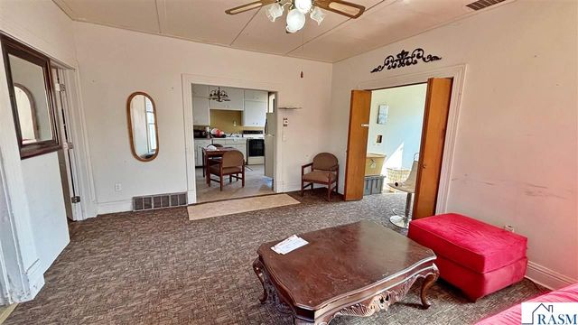 12 E Main Street, Madelia, MN 56062