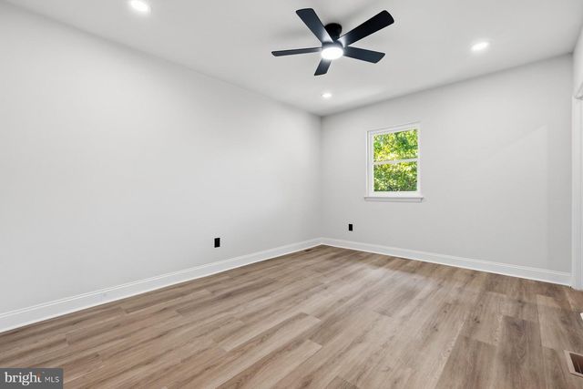 1004 COLONIAL AVE, Alexandria, VA 22314