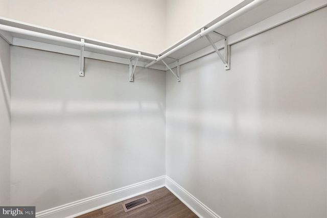 1004 COLONIAL AVE, Alexandria, VA 22314