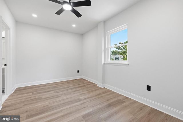 1004 COLONIAL AVE, Alexandria, VA 22314