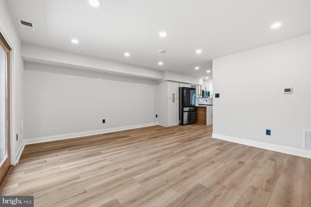 1004 COLONIAL AVE, Alexandria, VA 22314