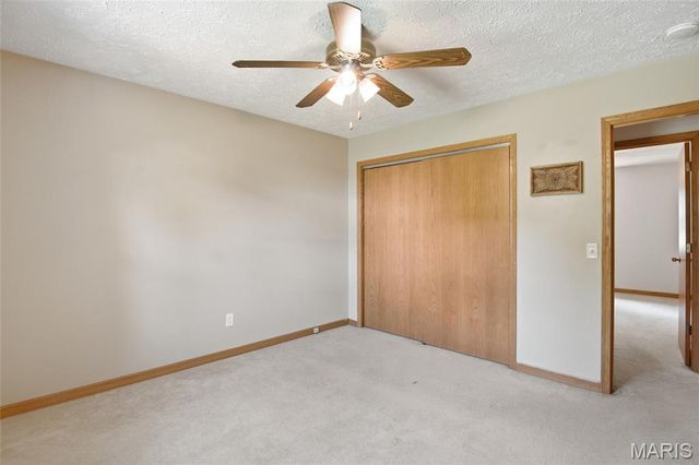 102 Irene Drive, St Jacob, IL 62281