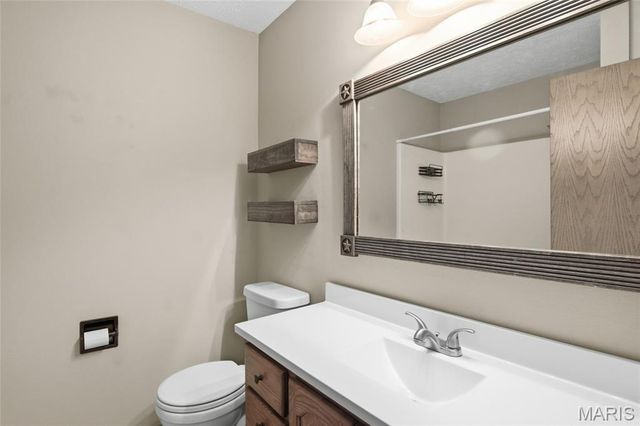 102 Irene Drive, St Jacob, IL 62281