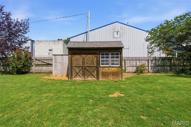 102 Irene Drive, St Jacob, IL 62281