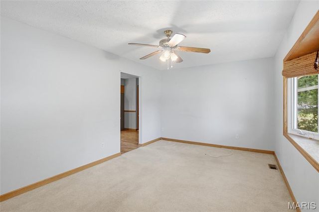 102 Irene Drive, St Jacob, IL 62281