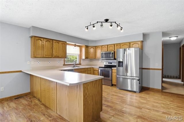 102 Irene Drive, St Jacob, IL 62281