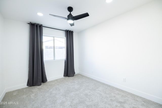 4415 W CAROL Avenue, Glendale, AZ 85302