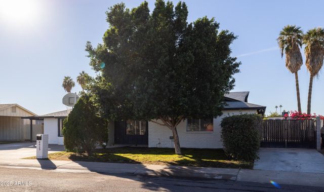 4415 W CAROL Avenue, Glendale, AZ 85302