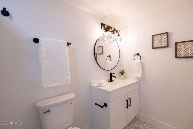 4415 W CAROL Avenue, Glendale, AZ 85302