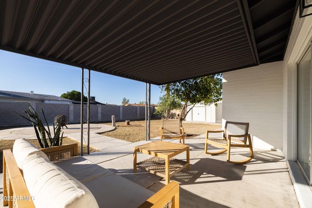 4415 W CAROL Avenue, Glendale, AZ 85302