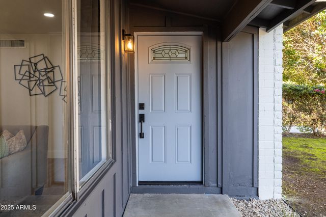 4415 W CAROL Avenue, Glendale, AZ 85302