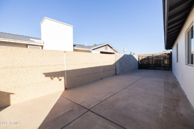 4415 W CAROL Avenue, Glendale, AZ 85302