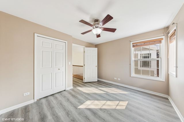 1670 Mansfield Court, Roselle, IL 60172