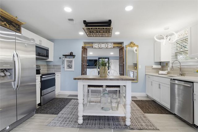 4831 FAIRFIELD AVENUE S, St Petersburg, FL 33711