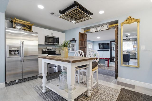 4831 FAIRFIELD AVENUE S, St Petersburg, FL 33711