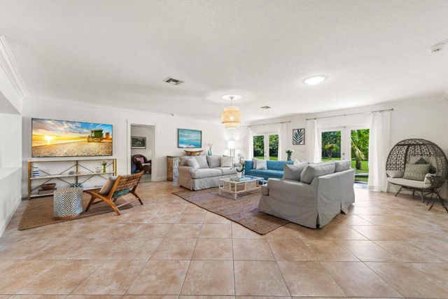 602 N Atlantic Drive, Lantana, FL 33460