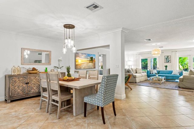 602 N Atlantic Drive, Lantana, FL 33460