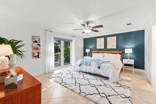 602 N Atlantic Drive, Lantana, FL 33460