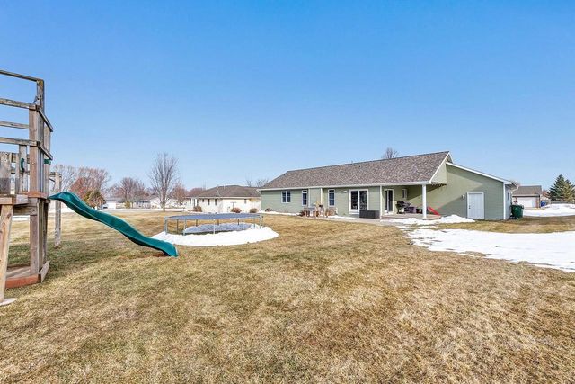 544 NICOLE LANE, Wrightstown, WI 54180