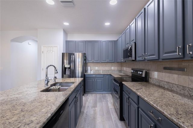 11415 BLUE CRANE STREET, Riverview, FL 33569