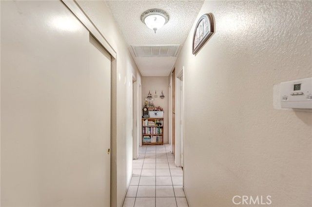 11870 9th, Hesperia, CA 92345