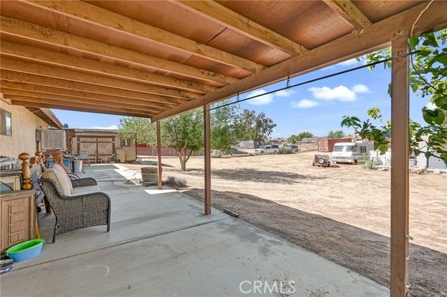 11870 9th, Hesperia, CA 92345