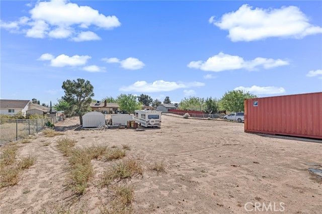 11870 9th, Hesperia, CA 92345