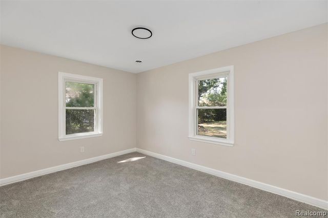24735 Lathrup Boulevard, Southfield, MI 48075