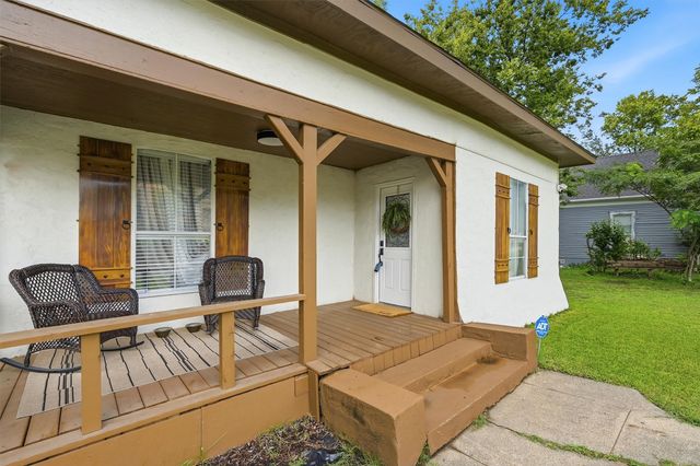 814 S Maxey Street, Sherman, TX 75090