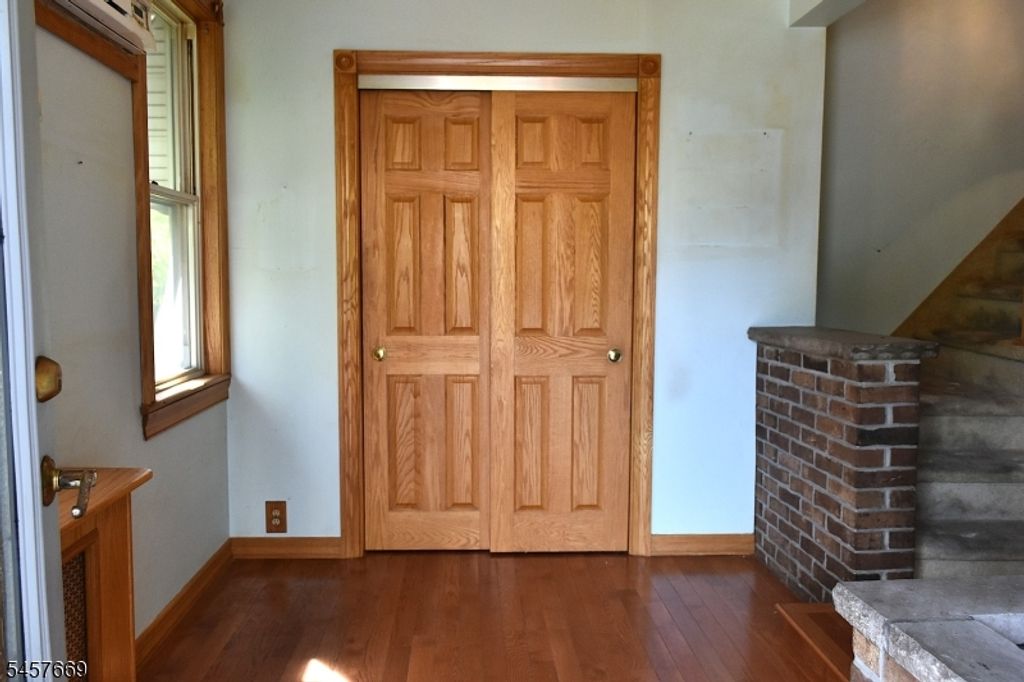3 Linden Ave, Elmwood Park Boro, NJ 07407 — photo 4