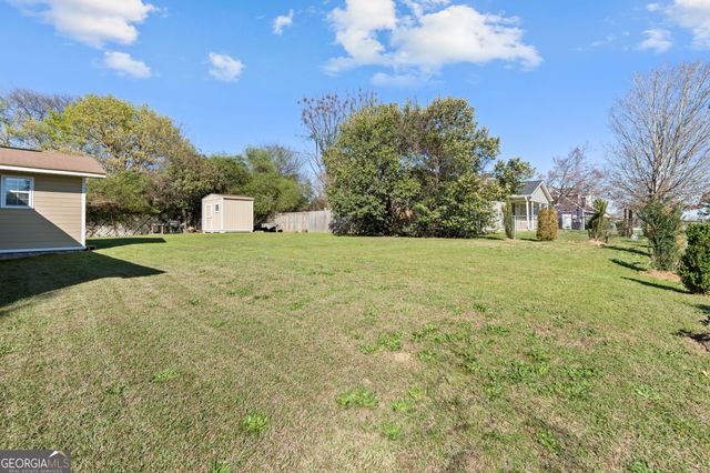 3980 W Oak Drive, Macon, GA 31210