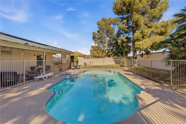 1551 Managua Drive, Las Vegas, NV 89123