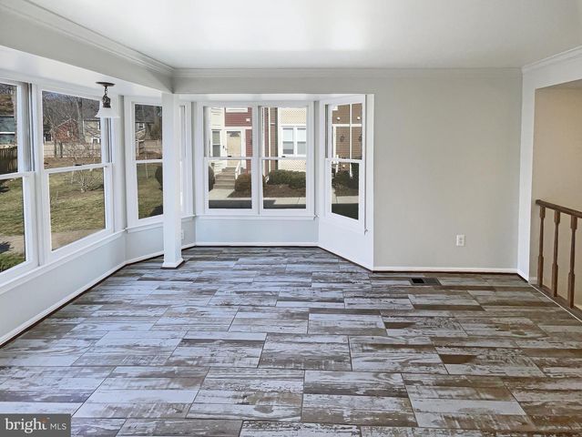 11184 SILENTWOOD LN, Reston, VA 20191